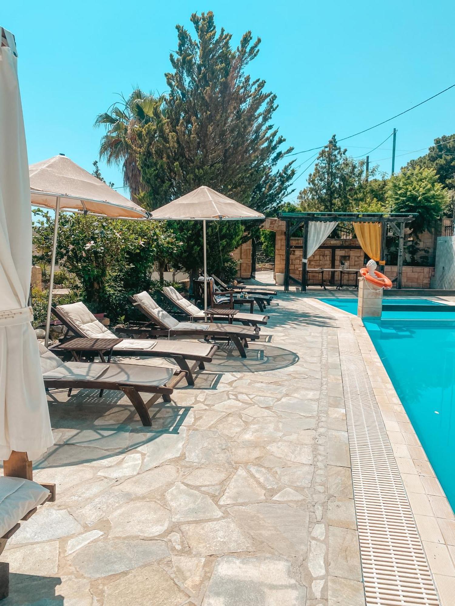 Theonia Villas Pefki  Exterior photo